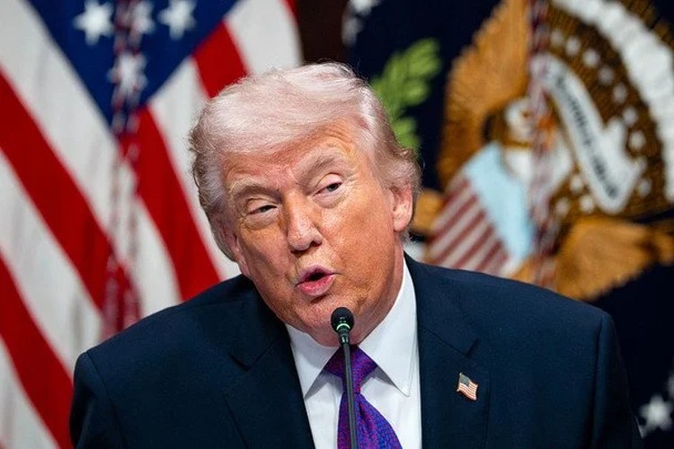 Трамп заявив, що війна РФ проти України завершиться за його президентства, і повторив, що Путін готовий